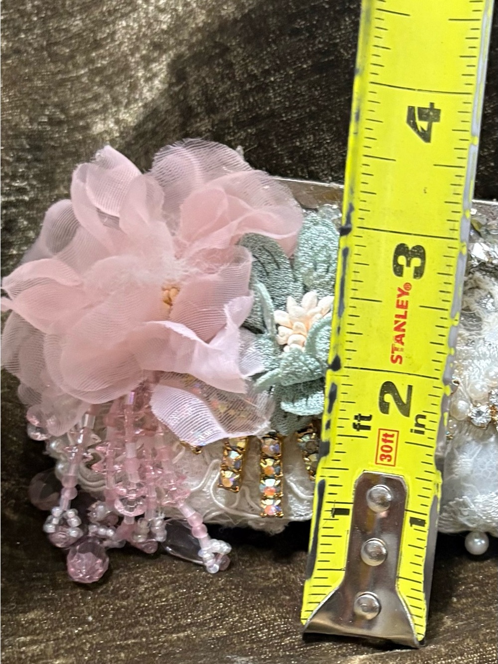 Embellished Floral Lace Clutch in Pink & Ivory - Picture 4 of 8